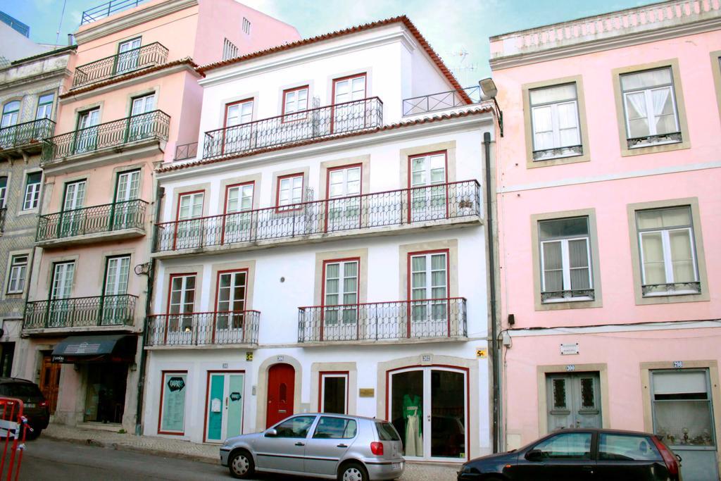 Joivy Modern 1-Bed Apt With Terrace, Moments From Sao Bento Palace Lisboa Ngoại thất bức ảnh